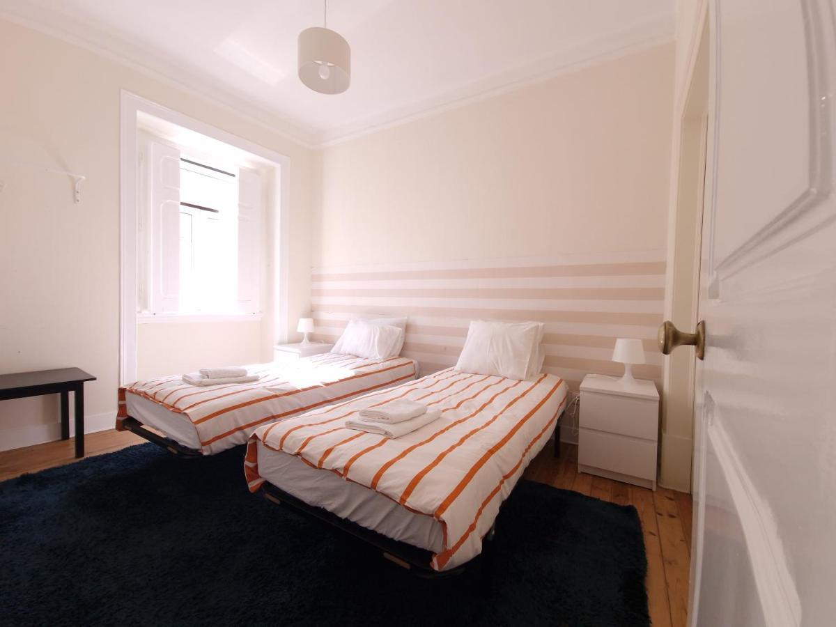 New! Cozy Apartment In The Center ลิสบอน ภายนอก รูปภาพ